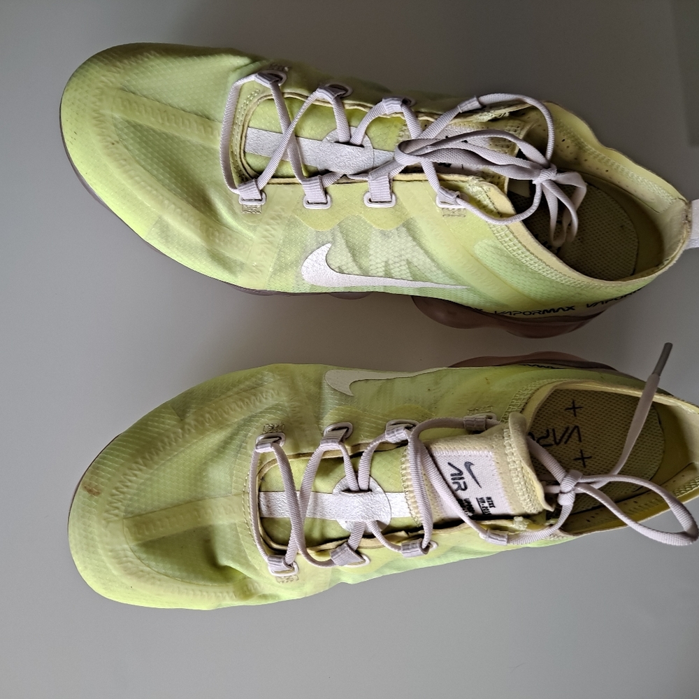 GUC vapor nike max